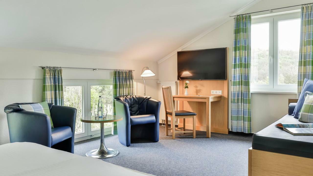Standard Single Room,967728715:JPEG